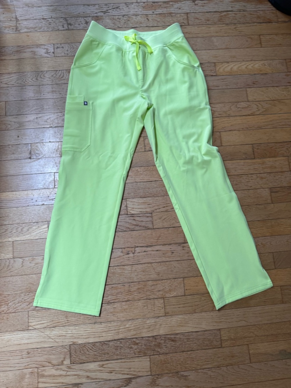 Figs Kade Scrub Pants - Picture 5 of 6
